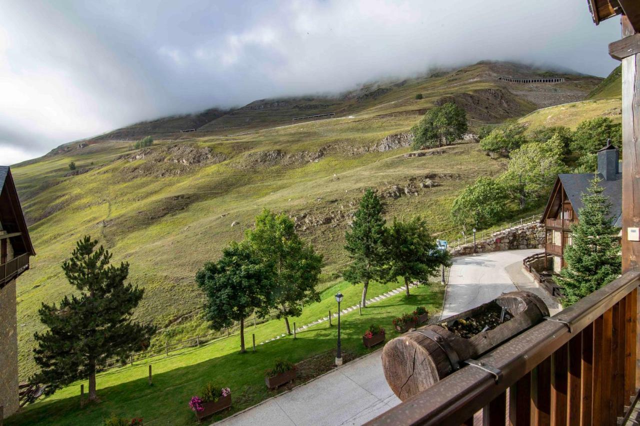 Noguera De Alma De Nieve Apartment Baqueira Beret Exterior photo